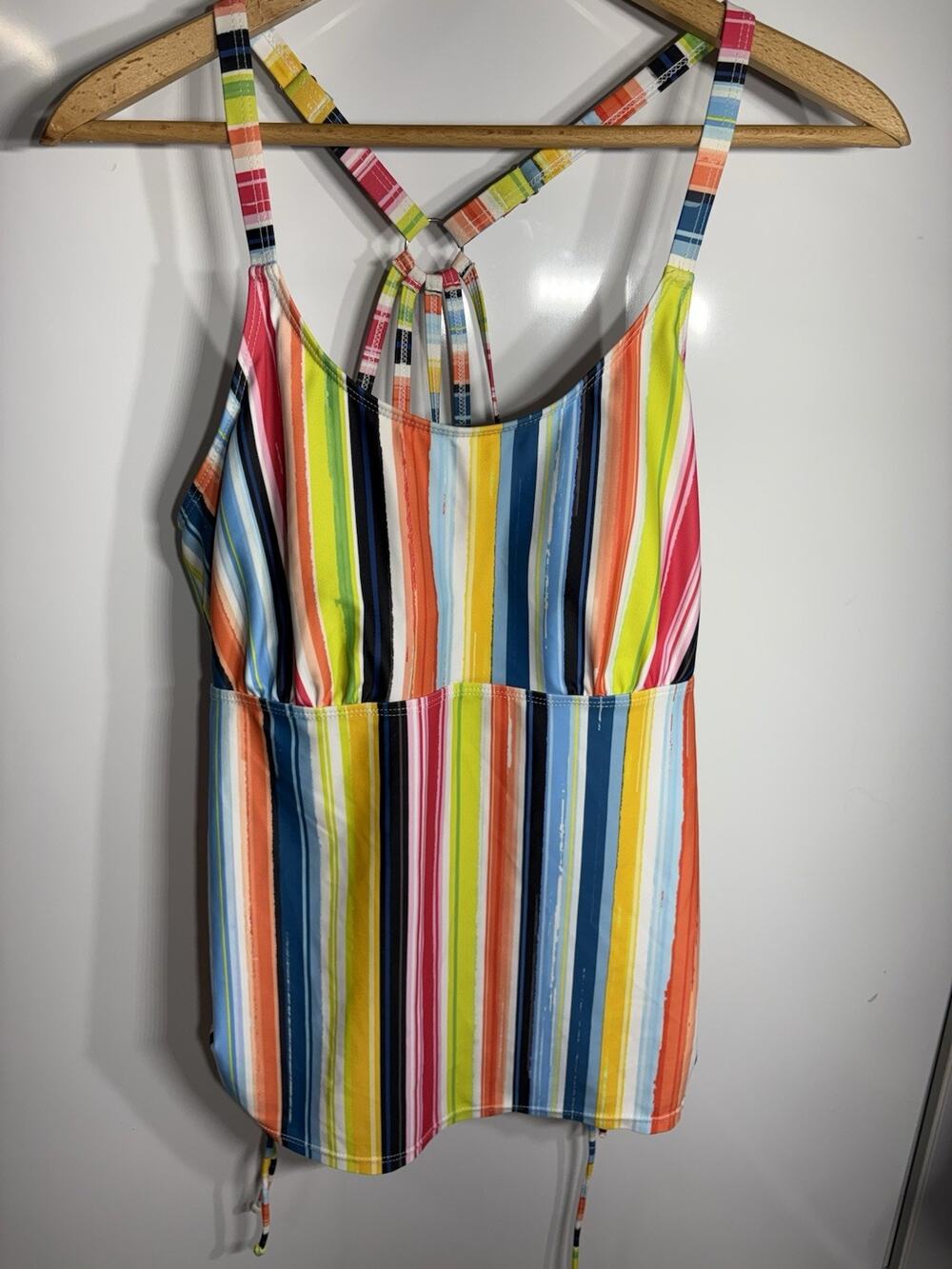 Ruimatai Women’s Swimsuit Top Striped Size Large
